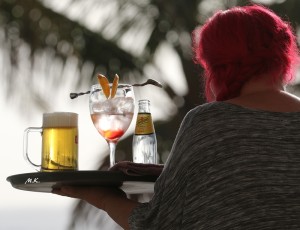 Arbeitslosenzahlen auf La Palma gehen zurück: Wenn der Tourismus boomt, gibt es vor allem mehr Arbeitsplätze im Servicebereich.