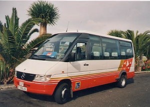 Seit August 2016: ein Minibus wie dieser verbindet das Ortszentrum von El Paso mit