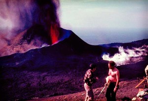 1971 beim Ausbruch des Teneguía: Man traf sich zum Picknick. Foto: Asociación Canaria de Volcanología ACANVOL.
