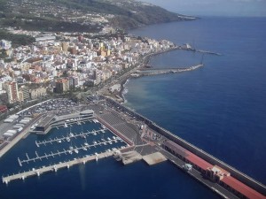 Neuer Strand in Santa Cruz de La Palma: Es fehlen noch etwas Sand, sanitäre Anlagen und Bay Watch-Türme. Foto: Stadt