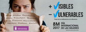 Plakat der Kanarenregierung: Wie Alicia Pérez Bravo fordert es die Frauen auf, ihre Probleme öffentlich zu machen: Más visible menos vulnerable heißt frei übersetzt "wer sich zeigt, ist weniger verletzlich".