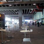 Cafeteria im Flughafen untere Etage