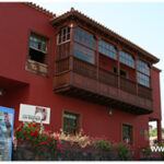 Leicht zu finden: Weinmuseum in Las Manchas Abajo, gleich neben der Plaza Glorieta des Inselkünstlers Luis Morera. Foto: La Palma 24