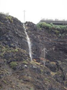 Wenn es richtig schüttet: Puerto Naos hat dann einen Wasserfall. Foto: La Palma 24