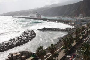 Alarmstufe rot: Gefahr in Küstennähe! Foto: Santa Cruz de la Palma