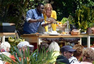 Kiwi und Nelson: kochen am Ostersonntag mit im ZDF-Fernsehgarten on tour auf Fuerteventura. Pressefoto ZDF/Sascha Baumann