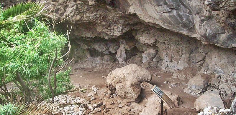 Wer sich für die Ureinwohner La Palmas interessiert findet im Archäologiepark Belmaco Infos: Höhle und Ausstellungsräume. Foto: La Palma 24