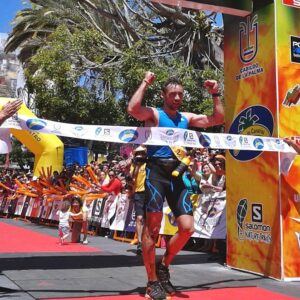 Neuer König von Transvulcanien: Luis Alberto Hernando hat´s gepackt und Klian Jornet auf Platz 2 verwiesen. Foto: La Palma 24