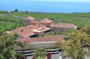 Hacienda de Abajo in Tazacorte: Von außen ganz unscheinbar, aber innen ist das Hotel luxuriös mit Antiquitäten eingerichtet. Foto: La Palma 24