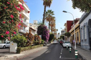 Calle Calvarino: neue Energiesparlampen. Foto: Los Llanos