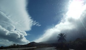 Aprilwetter im November: Sonnenschein wechselt sich mit Regenschauern ab. Foto: La Palma 24