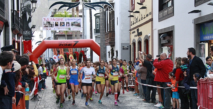 Cross de Navidad 2014: Rund 600 Läufer aller Couleur stürmten durch La Palmas Hauptstadt Santa Cruz. Foto: Stadt