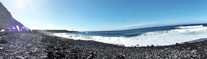 Blick vom Wettkampfplatz der Playa de los Guirres nach Süden: immer ein schöner Platz, nicht nur bei der Surf-Shark-Competition. Foto: La Palma 24