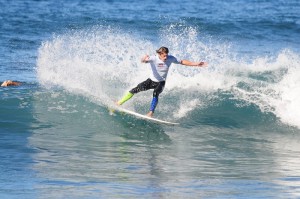 Disziplin Surfen: Wellen-Manöver im Stehen. Foto: Marco Acosta