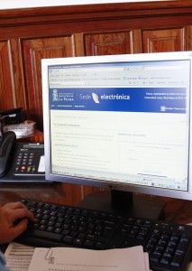 Virtuelles Amt: Bürger von Santa Cruz können städtische Gebühren via Internet bezahlen. Foto: Stadt