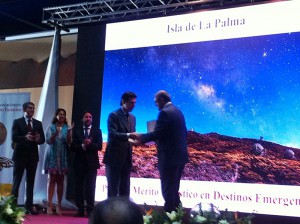 Spanische Tourismus-Plakette 2014 für La Palma: "aktiver und Sternentourismus" gewürdigt. Foto: Starsisland La Palma