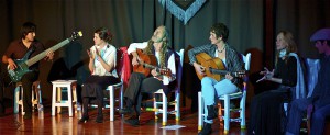 "Flamenco entre Amigos": Saisoneröffnung bei Minggi in der Bar Caotico in Puerto Naos am Samstag. Foto: Band