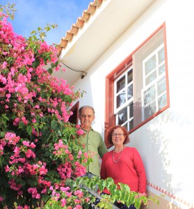 Carmen und Pedro vor ihrem Haus in Tijarafe: Künstler-Ehepaar seit