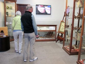 Verkaufsraum in der Casa Salazar in Santa Cruz: Kunsthandwerk aus La Palma ist bei den Touristen immer beliebter als Souvenir. Foto: Cabildo