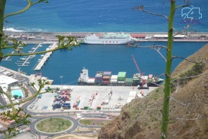 Davon träumen Unternehmerverbände der Insel: Drehkreuz" für Warenverschiffung La Palma