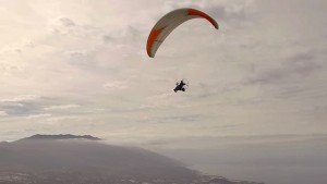 Thomas Senkel auf dem Skyrider One beim Jungfernflug auf der Kanareninsel La Palma: