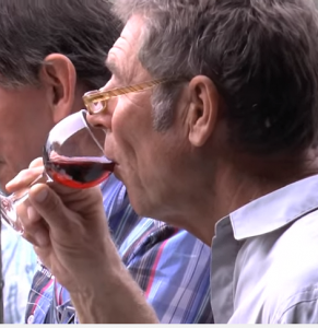 La Palma WeinClub: Die nächste Degustation findet am 27. Mai 2016 statt - unbedingt voranmelden! Foto aus Weinclub-Video