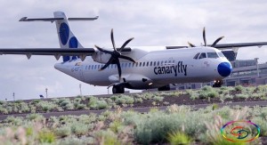Canaryfly und Binter heißen die Inselhüpfer, für die die künftige Flatrate gilt: Dieses Foto von Carlos Díaz entstand gestern bei der ersten Landung des neuen Canaryfly-Jets ATR72-500 auf dem Airport von Santa Cruz de La Palma (SPC).