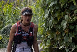 "Lo más importante para mi es sacar emoción": Montserrat Alejandre lo sabe - este foto de una corredora de la Transvulcania lo