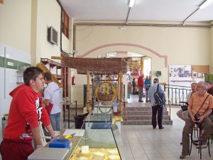Markthalle in Mazo: Produkte aus der Region und Kunsthandwerk. Foto: La Palma 24 