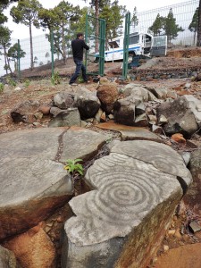 Die Spiralen am Pico Bejenao: müssen von einem Zaun gegen Vandallismus geschützt werden. Foto: Cabildo
