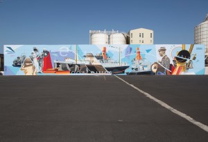 Coreillo La Palma: prangt jetzt auf einer Hafenmauer auf Fuerteventura. Gemälde: Matías Mata/Sabotaje al Montaje