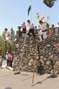 Salto del Pastor: Auf La Palma gibt es immer wieder Demonstrationen für Inselgäste. Foto: Palmeros en el Mundo/Fernando Rodríguez