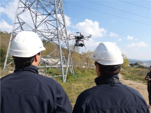 Stromrechnung: Darin ist auch ein Posten für den Transport der Elektrizität ins Haus enthalten. Pressefoto Endesa