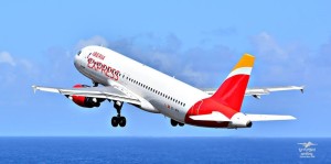 Iberia Express: fliegt im Winter 2016/17 täglich Madrid - Santa Cruz de La Palma. Foto: Carlos Díaz La Palma Spotting