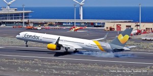 Happy Landing: Condor-Maschine setzt auf dem Airport Santa Cruz de La Palma auf. Foto: Carlos Díaz/La Palma Spotting