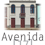 Avenida 17 in Tazacorte: Der Infoabend zum Thema Versicherungen auf La Palma findet in dem durch seine Galerie bekannten Gebäude statt.