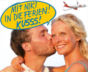 Aktuelle Aktion bei NIKI: Preis für Wangenküsse. Foto: Airline