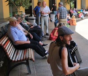 puntagorda-bauernmarkt-unterhaltung