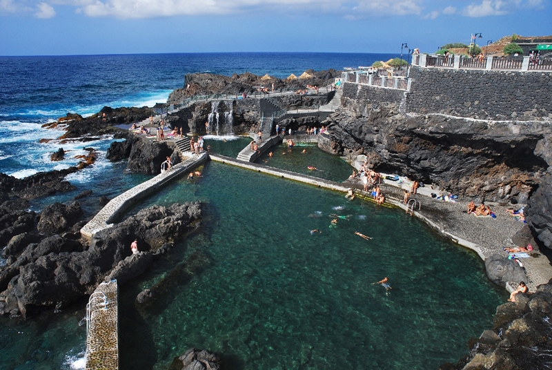 Die Picinas von Fajana: geschütze Naturbecken an der Küste von Barlovento. Foto: Visitlapalma/Saul Santos