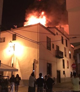 Völlig ausgebrannt: Das Gebäude aus dem 18. Jahrhundert mit der Kultbar Bodegita del Medio. Foto: Asier Antona Gómez.