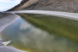 Wurde repariert und fasst wieder Wasser: Das Caldereta-Becken in Fuencaliente. Foto: Cabildo