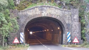 Der Alte Cumbre-Tunnel wird saniert: Höchste Zeit, die Durchfahrt ist mehr als holprig. Foto: Cabildo