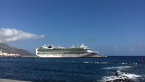 Der Kreuzfahrttourismus nimmt auch auf La Palma seit Jahren kontinuierlich zu: Auch im Winter 2017/18 sind wieder jede Menge Schiffe avisiert. Foto: La Palma 24