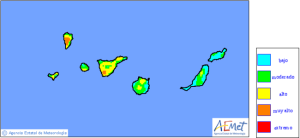 Waldbrand-Risiko-Karte der staatlichen Wetterkarte AEMET: Auch wenn das Risiko von Rot in den vergangenen Wochen auf teilweise sogar "niedriges" Blau zurückgegangen ist, hat es auf Gran Canaria gebrannt. Auf La Palma gilt weiterhin maximale Vorsicht, denn Gelb bedeutet "hohes Risiko".