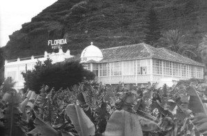 Altes Foto vom einstigen Hotel Florida in Brena Alta-Bajamar vorm Stadteingang von Santa Cruz de La Palma: Hier wohnt Manolo Blahnik, wenn er auf seiner Heimatinsel uralubt.