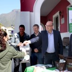 170217-Entrega-compost-vecina-El-Paso