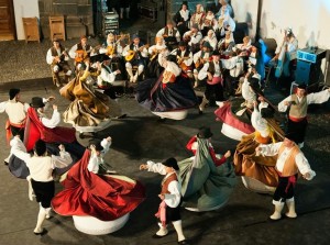 Nambroque feiert: 75 Jahre Folklore.