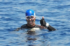 Er will als Erster auf der Welt von La Gomera nach La Palma schwim