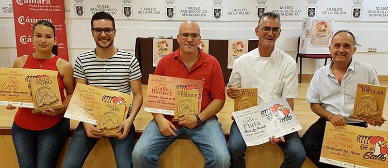Ruta del Gallo-Gewinner 2018. Die Schlemmer-Tour durchs Aridanetal ist zu Ende, und auch in diesem Sommer haben die Gäste wieder die Lokale gewählt, in denen ihnen die Tapas am besten geschmeckt haben. Der Goldene Hahn Gallo de Oro geht 2018 ans Restaurante Franchipani in Celta. Die Premio Popular hat das Restaurante La Norias in Las Norias errungen. Der Silberne Hahn wurde ans Restaurante La Fuente und der Gallo de Bronce an die Gastrobar Duende del Fuego in Los Llanos verliehen.