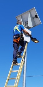 Sonnenenergiegespeiste Straßenlaternen: erhellen nun abgelegene Gebiete in Barlovento. Foto: Gemeinde